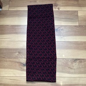 MICHAEL Michael Kors Logo Infinity Scarf